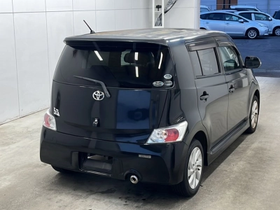 TOYOTA BB