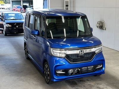 HONDA N BOX CUSTOM