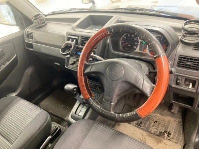 MITSUBISHI PAJERO MINI