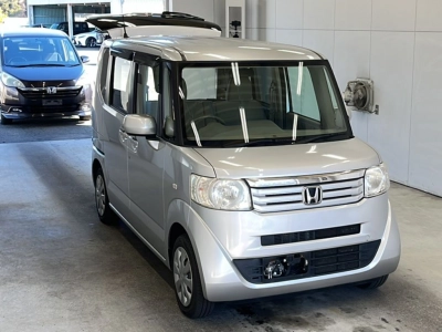 HONDA N BOX +