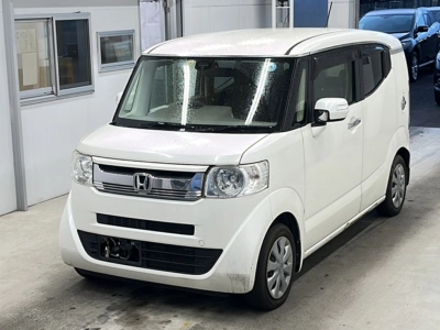 HONDA N-BOX SLASH