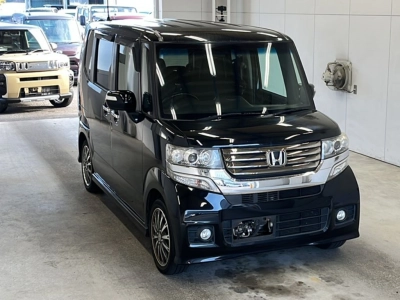 HONDA N BOX CUSTOM