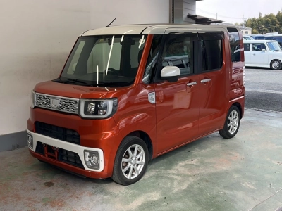 DAIHATSU WAKE