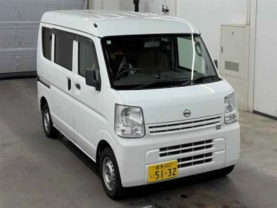NISSAN NV100 CLIPPER