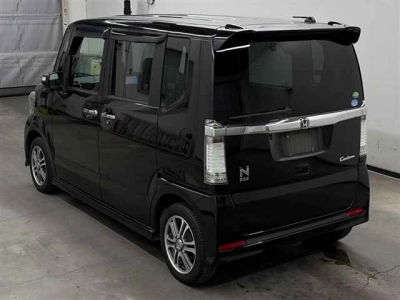 HONDA N BOX CUSTOM