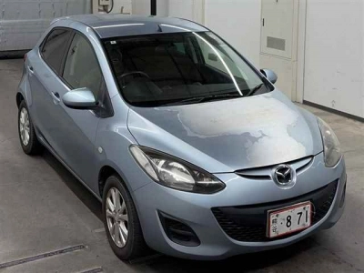 MAZDA DEMIO