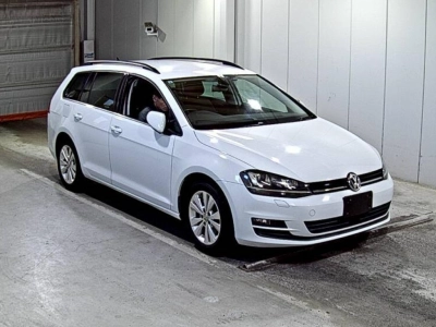 VOLKSWAGEN GOLF VARIANT