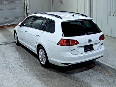 VOLKSWAGEN GOLF VARIANT