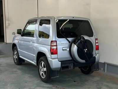 MITSUBISHI PAJERO MINI