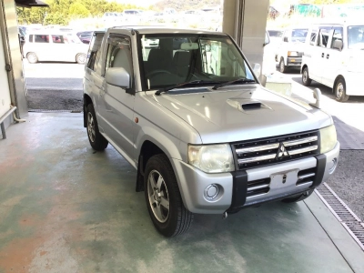 MITSUBISHI PAJERO MINI
