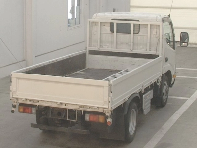 TOYOTA DYNA