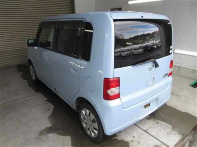 DAIHATSU MOVE CONTE