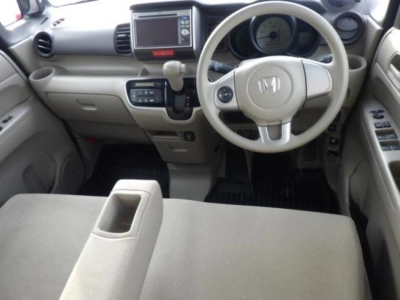 HONDA N BOX +