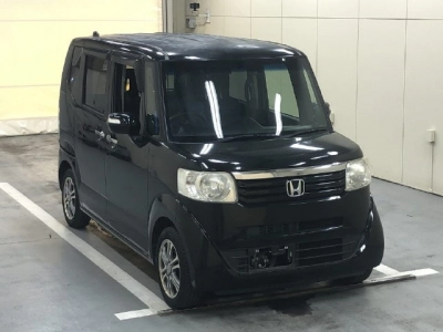 HONDA N BOX +