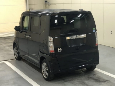 HONDA N BOX +