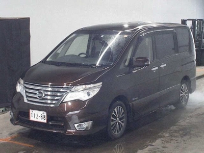 NISSAN SERENA