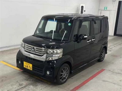 HONDA N BOX CUSTOM
