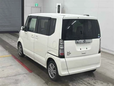 HONDA N BOX +