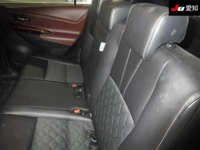 TOYOTA HARRIER HYBRID