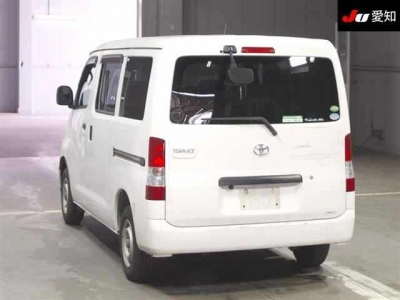 TOYOTA TOWN ACE VAN