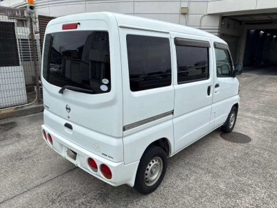 NISSAN CLIPPER VAN