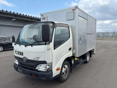 TOYOTA DYNA TRUCK