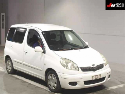 TOYOTA FUN CARGO