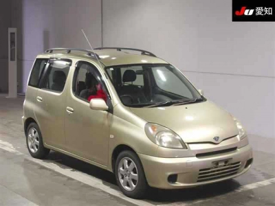 TOYOTA FUN CARGO