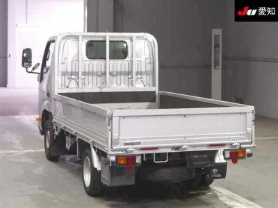 TOYOTA DYNA TRUCK