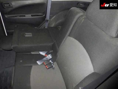 MITSUBISHI COLT PLUS