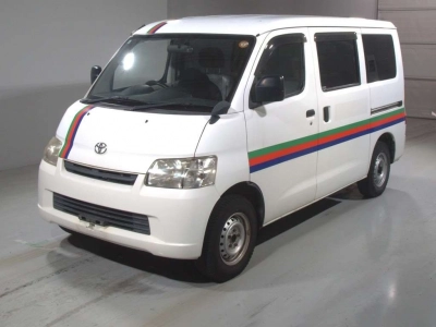 TOYOTA LITE ACE VAN