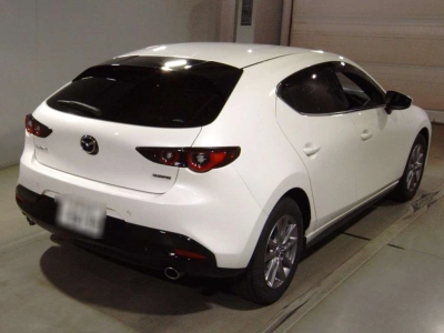 MAZDA MAZDA3 FASTBACK