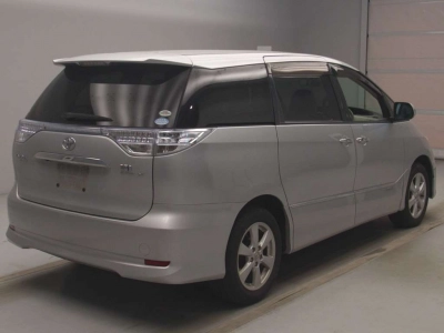 TOYOTA ESTIMA HYBRID