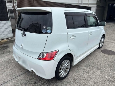 TOYOTA BB