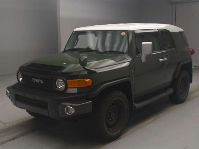 TOYOTA FJ CRUISER