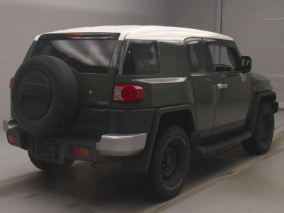TOYOTA FJ CRUISER