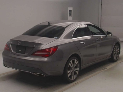 MERCEDES BENZ CLA