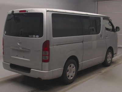 TOYOTA REGIUS VAN
