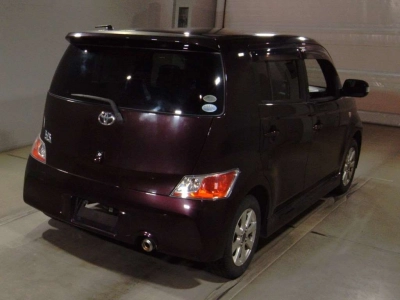 TOYOTA BB