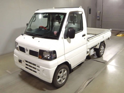 NISSAN CLIPPER TRUCK