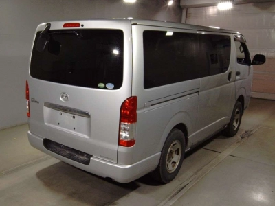 MAZDA BONGO BRAWNY VAN