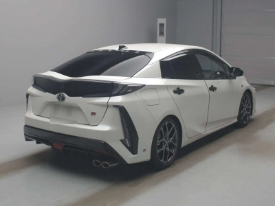 TOYOTA PRIUS PHV