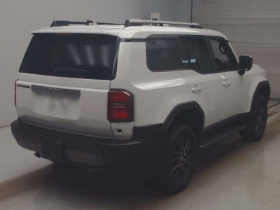 TOYOTA LAND CRUISER 250