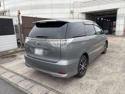 TOYOTA ESTIMA HYBRID
