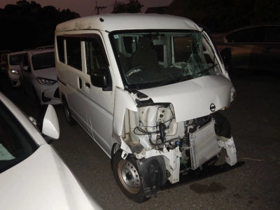 NISSAN NV100 CLIPPER