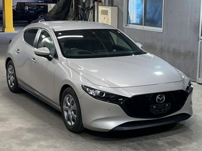 MAZDA MAZDA3 FASTBACK