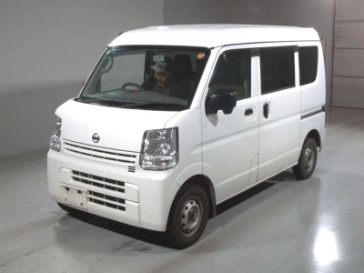 NISSAN NV100 CLIPPER