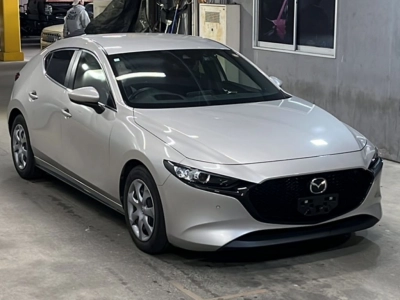 MAZDA MAZDA3 FASTBACK