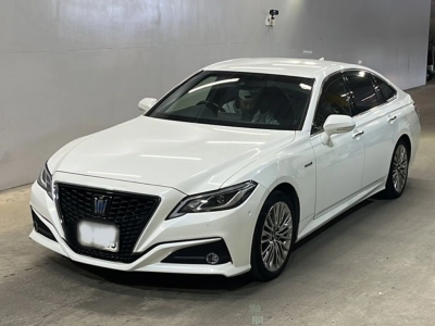 TOYOTA CROWN HYBRID