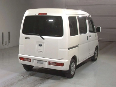 TOYOTA PIXIS VAN